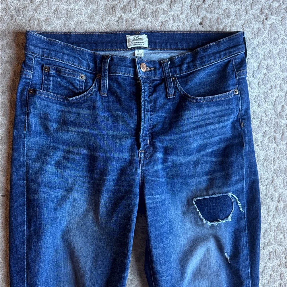 J. Crew 9” High-Rise Toothpick Distressed Jeans, size 31